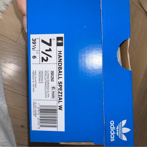 NWT Adidas Handball Spezial Shoes Women’s 7.5 - Picture 7 of 10